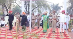 जिल्ह्याच्या विकासासाठी सदैव कटिबद्ध : पालकमंत्री अतुल सावे