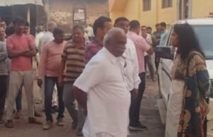 भोणे व शिंदे गावात औद्योगिक पाहणी; राख व धुरामुळे झालेल्या शेती नुकसानीची प्रत्यक्ष दखल