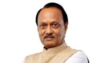 महाराष्ट्राच्या सर्वांगीण विकासाला दिशा आणि गती देणारे लोकनेते म्हणून अजितदादांचे व्यक्तिमत्त्व कायम स्मरणात राहील.