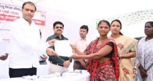 प्रत्येक गरजू लाभार्थ्यांना घरकुल देण्याचा शासनाचा प्रयत्न