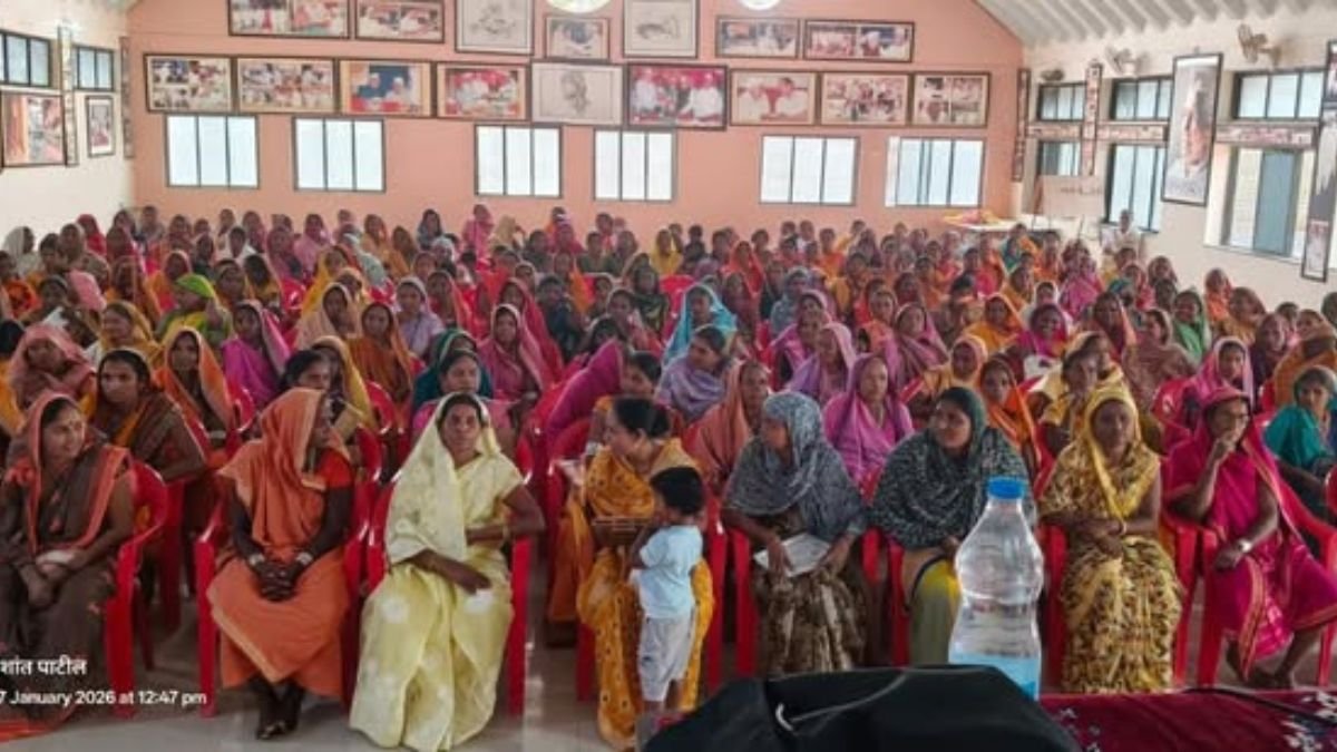 Akkarani People's Resource Center, Dhadgaon's annual general meeting and women's meet concluded with enthusiasm