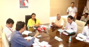 देशातील पहिले रजोनिवृत्ती (मेनोपॉज) क्लिनिक महाराष्ट्रातील प्रत्येक जिल्ह्यात सुरू असून या क्लिनिकद्वारे राज्यातील महिलांना अखंडित सेवा द्यावी