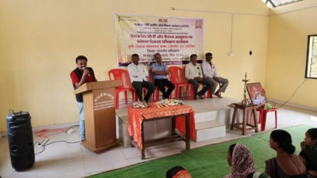 Terracotta bead and jewellery making training program inaugurated at Torcheda under Atma