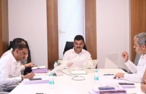 विमा कंपन्यांनी नुकसान भरपाई तत्काळ वितरित करावी – कृषी मंत्री दत्तात्रय भरणे