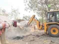 सिंदी रेल्वे येथील वन जमीनीवरील 82 घराचे अतिक्रमण काढण्याची कार्यवाही पुर्ण