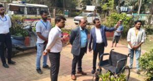 मुख्य निवडणूक आयुक्त दिनेश वाघमारे यांची अलिबाग तालुक्यातील मतदान, मतमोजणी केंद्र तसेच स्ट्राँग रूमला दिली भेट