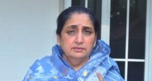 जिल्हा परिषद व पंचायत समिती निवडणुकीच्या पार्श्वभूमीवर उपमुख्यमंत्री सुनेत्रा अजित पवार यांनी काटेवाडी येथील जिल्हा परिषद शाळेत जाऊन आपला मतदानाचा हक्क बजावला.