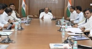 भंडारदरा शताब्दी महोत्सवाचा सर्वंकष आराखडा तयार करा – पालकमंत्री डॉ राधाकृष्ण विखे पाटील; शिर्डी विकासात आध्यात्मिक दृष्टिकोन ठेवा