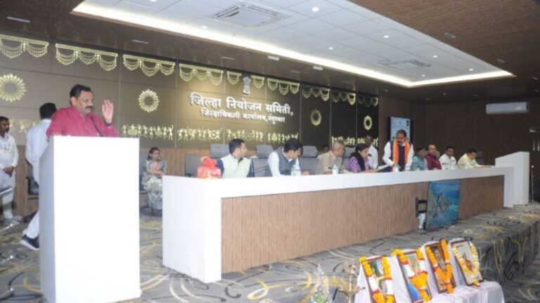  वनहक्क म्हणजे सन्मान, सुरक्षितता आणि सर्वांगीण विकासाची नवी वाट – आदिवासी विकास मंत्री डॉ. अशोक वुईके