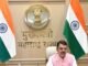 सावित्रीबाईफुले पुणे विद्यापीठाच्या समोरील एकात्मिक दुमजली उड्डाणपूलाचे लोकार्पण मुख्यमंत्री देवेंद्र फडणवीस यांच्या हस्ते दूरदृश्यप्रणालीद्वारे करण्यात आले.
