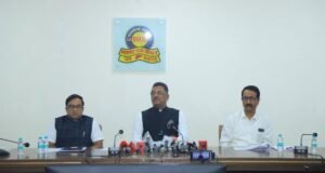 महाराष्ट्र राज्य मार्ग परिवहन महामंडळाची (एसटी) आर्थिक स्थिती सक्षम करण्यासाठी पर्यायी उत्पन्न स्रोत निर्माण करण्याबरोबरच खर्च नियंत्रणासाठी ठोस व दूरदृष्टीपूर्ण निर्णय घेतले