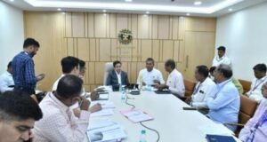 मच्छिमार आणि महिला कामगारांसाठी विश्रामगृह तातडीने खुले करण्याचे मंत्री नितेश राणे यांचे निर्देश