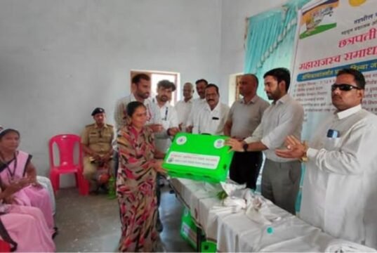 म्हसावद येथे ‘महाराजस्व समाधान शिबिर’ उत्साहात संपन्न; शेकडो नागरिकांना शासकीय योजनांचा लाभ