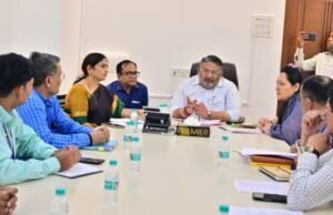 वाडीवऱ्हे येथील बजाज इलेक्ट्रॉनिक्स कामगार प्रकरणी ३१ मार्चपर्यंत लेखी निवेदनांचे कामगार मंत्री आकाश फुंडकर यांचे निर्देश
