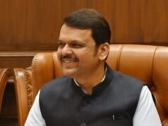 कांदा उत्पादकांच्या मदतीसाठी सचिव स्तरीय समितीने उपाययोजना करावी – मुख्यमंत्री देवेंद्र फडणवीस