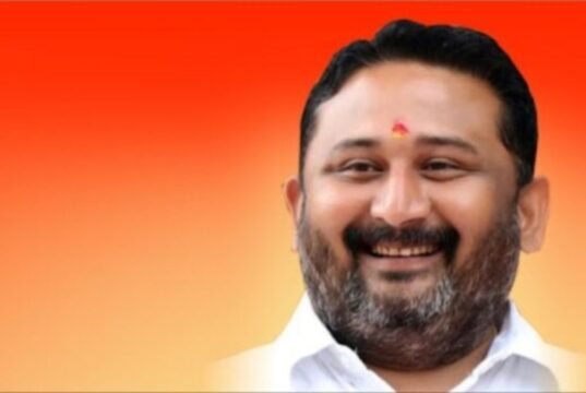 बळीराजाला कर्जमुक्ती आणि कामगारांना ‘सुरक्षा’; विकासाला गती देणारा अर्थसंकल्प – मंत्री ॲड. आकाश फुंडकर