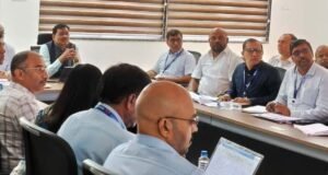 वीजबिल वसुलीसह ग्राहकांना सर्वोत्तम सेवा द्या महावितरणचे कार्यकारी संचालक प्रसाद रेशमे यांचे निर्देश