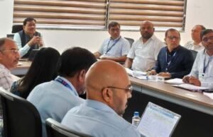 वीजबिल वसुलीसह ग्राहकांना सर्वोत्तम सेवा द्या महावितरणचे कार्यकारी संचालक प्रसाद रेशमे यांचे निर्देश