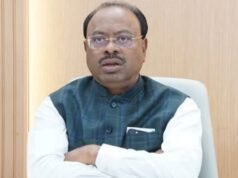 विद्यार्थी व नागरिकांना महसूल यंत्रणेमार्फत दिले जाणारे विविध दाखले सहज मिळण्यासाठी तातडीने कार्यवाही केली जावी.