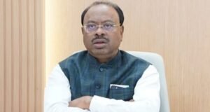 विद्यार्थी व नागरिकांना महसूल यंत्रणेमार्फत दिले जाणारे विविध दाखले सहज मिळण्यासाठी तातडीने कार्यवाही केली जावी.