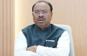 विद्यार्थी व नागरिकांना महसूल यंत्रणेमार्फत दिले जाणारे विविध दाखले सहज मिळण्यासाठी तातडीने कार्यवाही केली जावी.