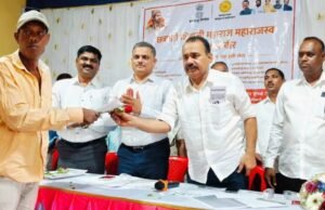 महाराजस्व समाधान शिबिरात विविध शासकीय दाखल्यांचे वाटप; मांगरुळ शिबिराला नागरिकांचा उत्स्फूर्त प्रतिसाद