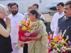 महाराष्ट्राचे नवनियुक्त राज्यपाल जिष्णू देव वर्मा यांचे त्यांच्या सुविद्य पत्नी सुधा देव वर्मा यांच्या समवेत, मुंबईत आगमन झाले.