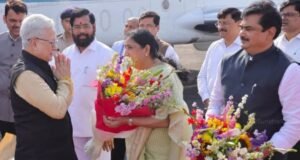 महाराष्ट्राचे नवनियुक्त राज्यपाल जिष्णू देव वर्मा यांचे त्यांच्या सुविद्य पत्नी सुधा देव वर्मा यांच्या समवेत, मुंबईत आगमन झाले.