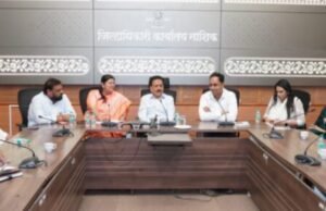 पेट्रोल-डिझेल व गॅस पुरवठा सुरळीत ठेवण्यासाठी सर्व यंत्रणांनी समन्वयाने काम करावे; नागरिकांनी संयम पाळून अफवांपासून दूर राहावे : कुंभमेळा मंत्री गिरीश महाजन