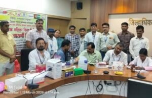 जागतिक महिला दिनानिमित्त जिल्हाधिकारी कार्यालयात आरोग्य तपासणी शिबिर उत्साहात संपन्न