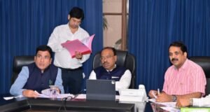 मिरा भाईंदर शहरातील महसूल विभागाशी सबंधित विविध विषयांबाबत परिपूर्ण माहिती सादर करा – महसूल मंत्री चंद्रशेखर बावनकुळे