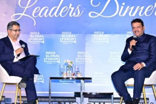 ‘वॉर रूम’आणि पॉलिसी-आधारित विकास मॉडेलमुळे महाराष्ट्राच्या विकासाला गती – मुख्यमंत्री देवेंद्र फडणवीस