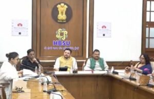 मॅक्ससिटी लिटरेचर फेस्टिव्हलचा दुसरा दिवस विविध विषयांवरील सखोल चर्चासत्रे आणि उत्स्फूर्त प्रतिसादामुळे यशस्वीरीत्या संपन्न झाला.