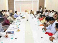 आदिवासी बांधव, शेतकरी, कामगार, महिला परिचर आणि शालेय पोषण आहार कर्मचारी यांच्या विविध मागण्यांसदर्भात शासन सकारात्मक आहे. काही मागण्यांवर कार्यवाही अंतिम टप्प्यात आली आहे.