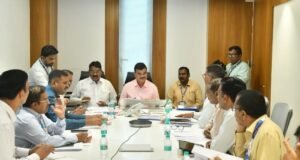 नाशिक जिल्ह्यातील पिंपळगाव बसवंत (ता. निफाड) येथील कांदा व द्राक्ष संशोधन केंद्राच्या बळकटीकरणासोबतच राष्ट्रीय कृषि विकास