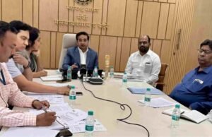 कोल्हापूर शहरातील राजोपाध्येनगर येथे होणाऱ्या नियोजित फिश मार्केटला आवश्यक मदत व निधी उपलब्ध करून दिला जाईल.