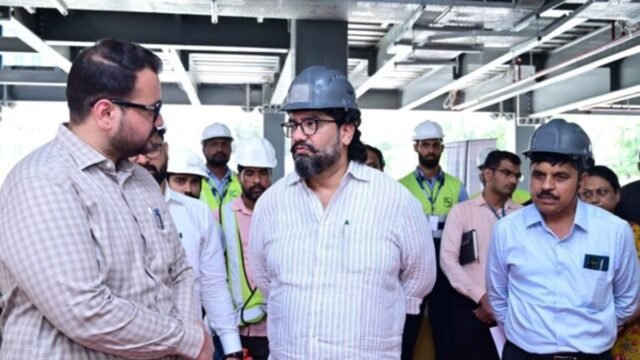 Minister Shivendrasinh Bhosale reviews construction of new building in Mantralaya