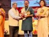 मराठी भाषेसाठी राजू बाविस्कर यांना साहित्य अकादमीचा पुरस्कार प्रदान