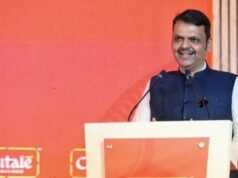 रांजे (जि.पुणे) येथे उभारण्यात आलेल्या ‘चितळे बंधू व्हिजन पार्क’चे उद्घाटन मुख्यमंत्री देवेंद्र फडणवीस यांच्या हस्ते करण्यात आले.