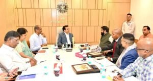 दक्षिण आफ्रिका प्रजासत्ताकाचे नवी दिल्ली येथील उच्चायुक्त प्रो. अनिल सुकलाल यांच्यासह सेड्रिक सी. क्रॉली व गेडियन लाबाने यांनी मंत्री नितेश राणे यांची मंत्रालयात भेट घेतली.