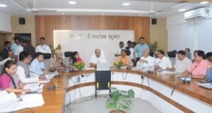 जिल्ह्याच्या विकासासाठी मूलभूत सुविधांवर भर; आरोग्य, शिक्षण व पाणीपुरवठ्यास प्राधान्य