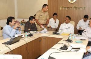 मीरा-भाईंदर क्षेत्रातील रिक्षा परवाने पुनर्तपासणीचे आदेश – मंत्री प्रताप सरनाईक