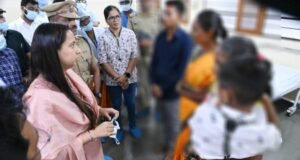 ॲसिड हल्ला पीडितेस शासन सर्वतोपरी मदत करणार – महिला व बालविकास मंत्री कु. आदिती तटकरे