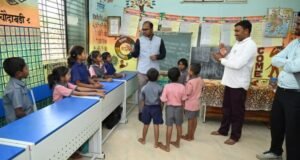 भामरागडच्या दुर्गम भागातील पल्ली गाव स्वावलंबी विकासाचे आदर्श मॉडेल ठरत आहे