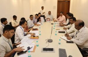 आयटी कंपन्यांमधील कामगार हिताच्या उपाययोजनांकरिता अभ्यास गट -कामगार मंत्री ॲड आकाश फुंडकर