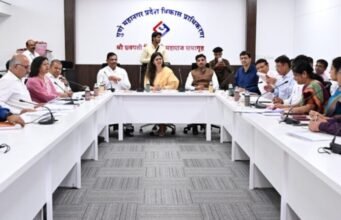 नदी सुशोभीकरणापेक्षा प्रदूषणमुक्तीवर अधिक भर; स्वतंत्र ‘नदी पुनरुज्जीवन प्राधिकरण’ लवकरच – पर्यावरण मंत्री पंकजा मुंडे