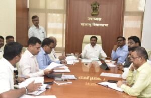 तारापूर औद्योगिक क्षेत्रातील घातक रासायनिक द्रव स्वरुपातील गैरप्रकारबद्दल औद्योगिक भूखंडाची प्रत्यक्ष पाहणी