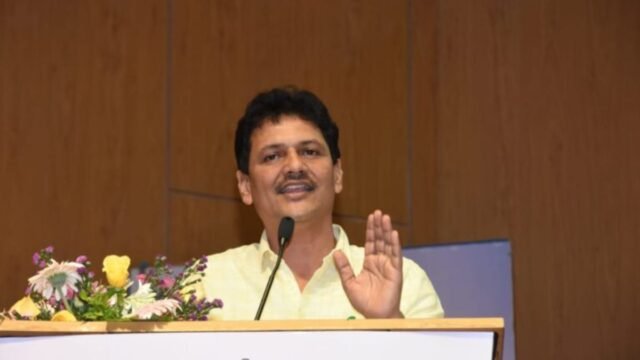 All systems should work at full capacity to make our village healthy – Minister Prakash Abitkar