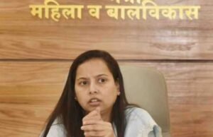 मुख्यमंत्री माझी लाडकी बहीण योजनेअंतर्गत ईकेवायसी (EKYC) करून देण्याच्या नावाखाली महिलांची फसवणूक होत असल्याचे निदर्शनास आले असून
