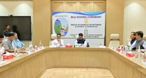 जलसंपदा मंत्री गिरीश महाजन म्हणाले की, राज्यात पूर्वी नागरिकांना एप्रिल-मे महिन्यांत मोठ्या प्रमाणावर लोडशेडिंगचा सामना करावा लागत होता.